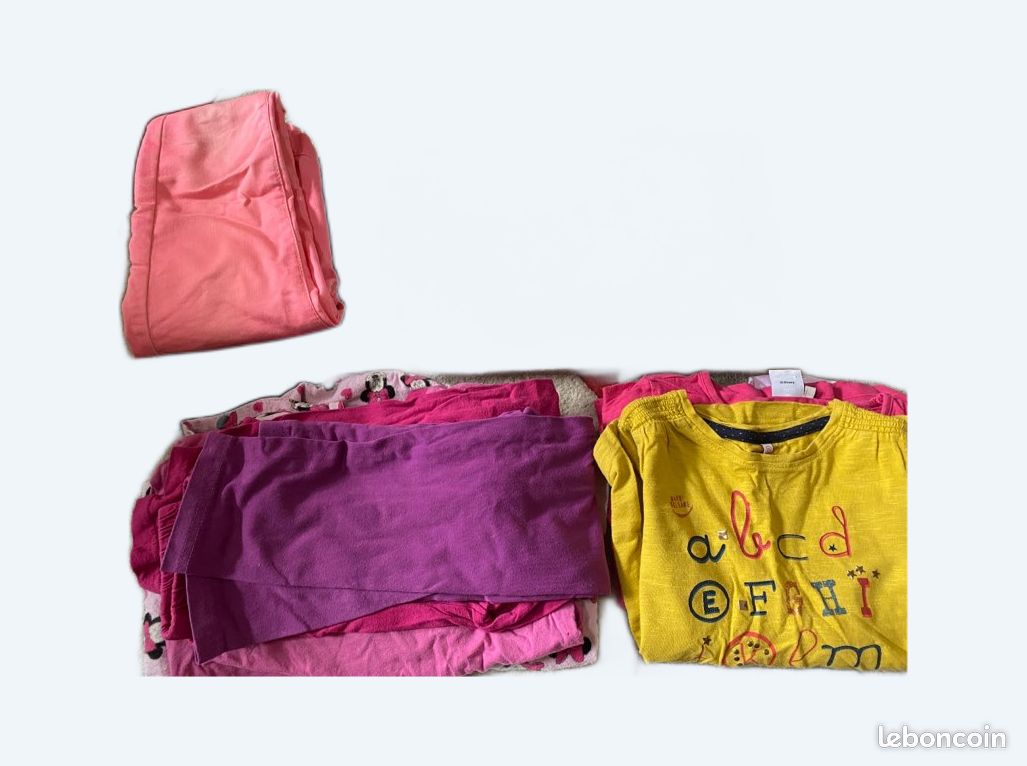 Lot habits fille 6 ans (9 pièces) (image 1)