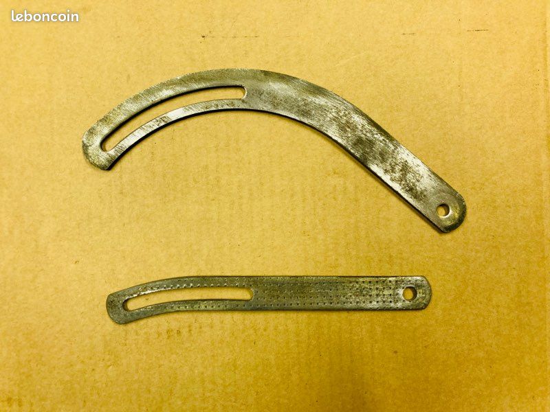 Patte d’alternateur Renault 4 , 4l , r4 , f4 (image 1)
