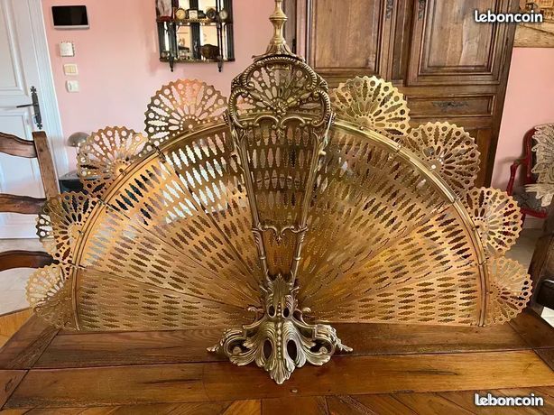 Grand écran De Cheminée Paon En Laiton Vintage Ventilateur Pliant Avec Lady Art Deco Figure