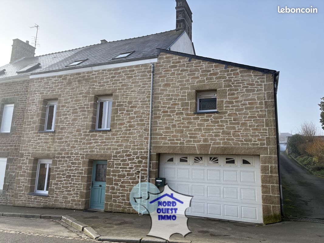 Maison 6 pièces 130 m² · à Ambrières-les-Vallées · 130 m² · 200 830 €