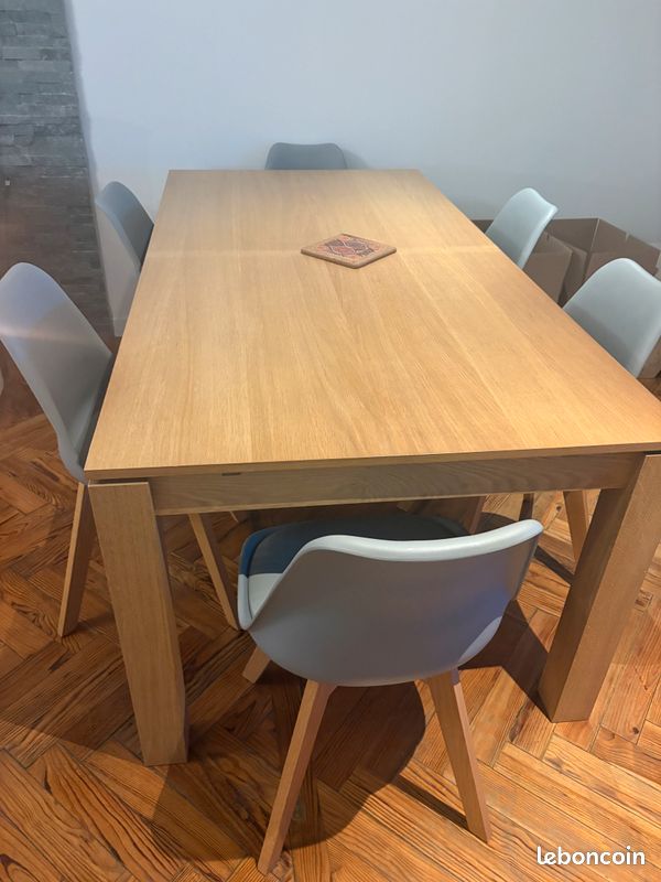 Vends grande table à manger avec rallonge et 6 chaises maison du monde (image 2)