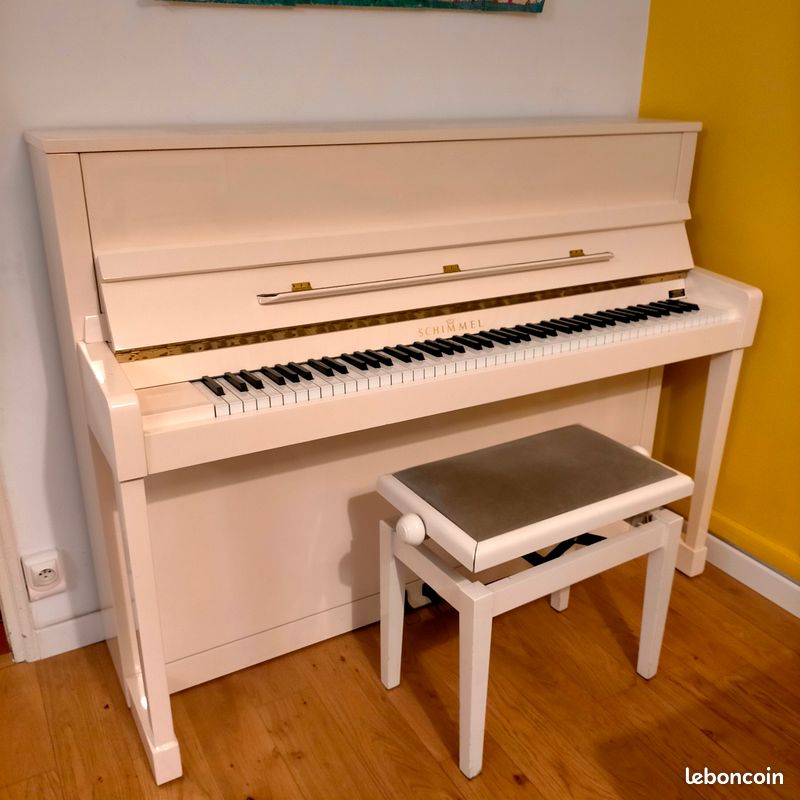 Piano droit Schimmel 114 laqué blanc (image 1)