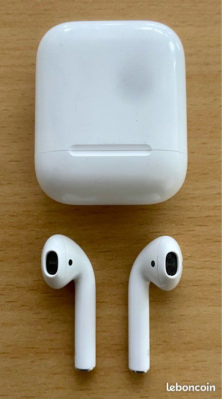 AirPod 2 (image 1)