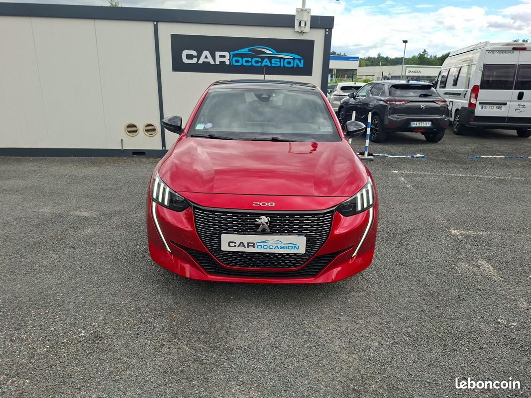 PEUGEOT 208 PureTech 130 S&S EAT8 GT (image 8)
