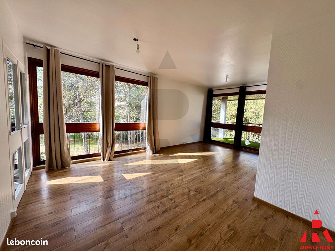 Appartement 1 pièce 44 m² · à Fontenay-le-Fleury · 44 m² · 183 500 €