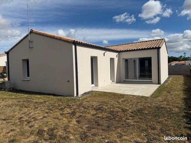 Maison 5 pièces 92 m² · à Saint-Jean-d'Hermine · 92 m² · 210 000 €