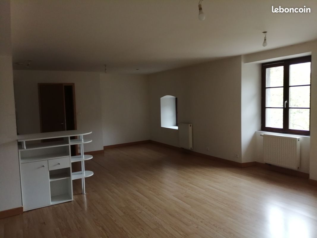 Appartement 4 pièces 120 m² · à Ferrette · 120 m² · 850 €/mois