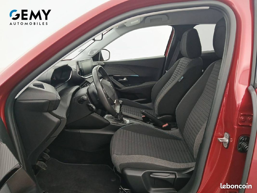 PEUGEOT 2008 PureTech 100 S&S BVM6 Style (image 9)