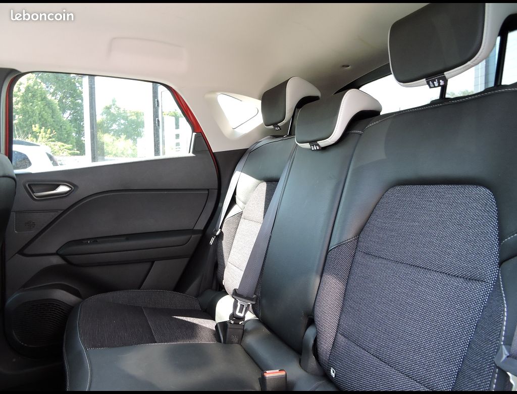 Renault Captur TECHNO TCE 90CH BVM6 (image 7)