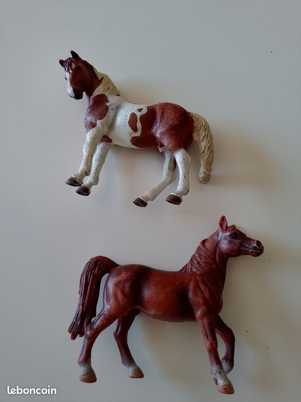 Lot de 2 chevaux Schleich (image 3)
