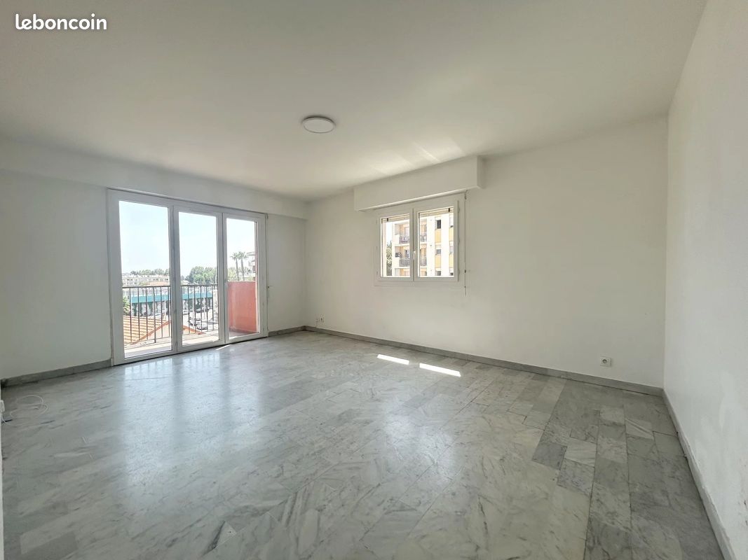 Appartement 3 pièces 64 m² · à Cagnes-sur-Mer · 64 m² · 243 800 €