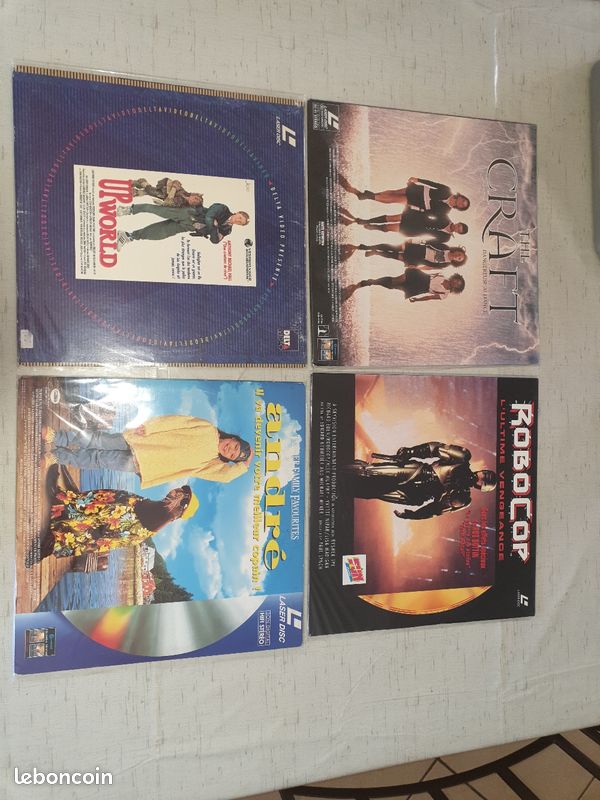 180 laserdiscs dès 5 (image 1)