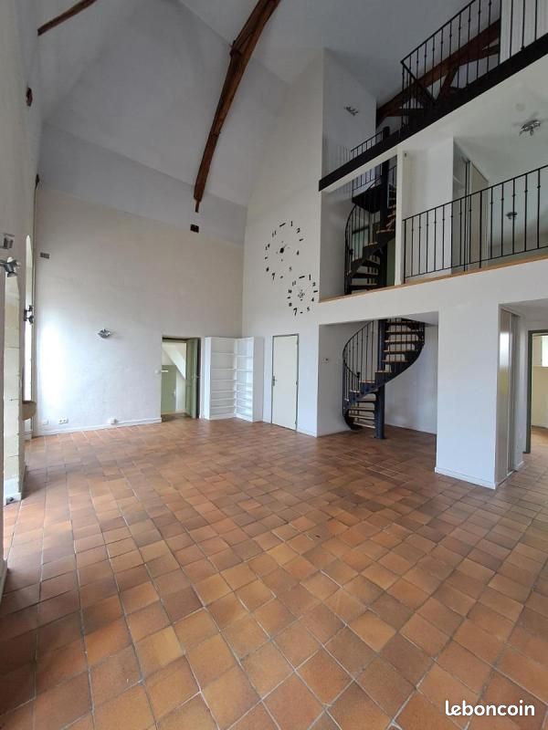 Appartement 5 pièces 138 m² · à Le Cellier · 138 m² · 1 160 €/mois