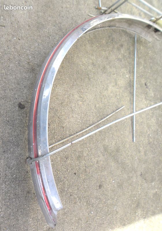 NOS 2 serre tringle CADRE garde boue vélo ancien old bike mudguard