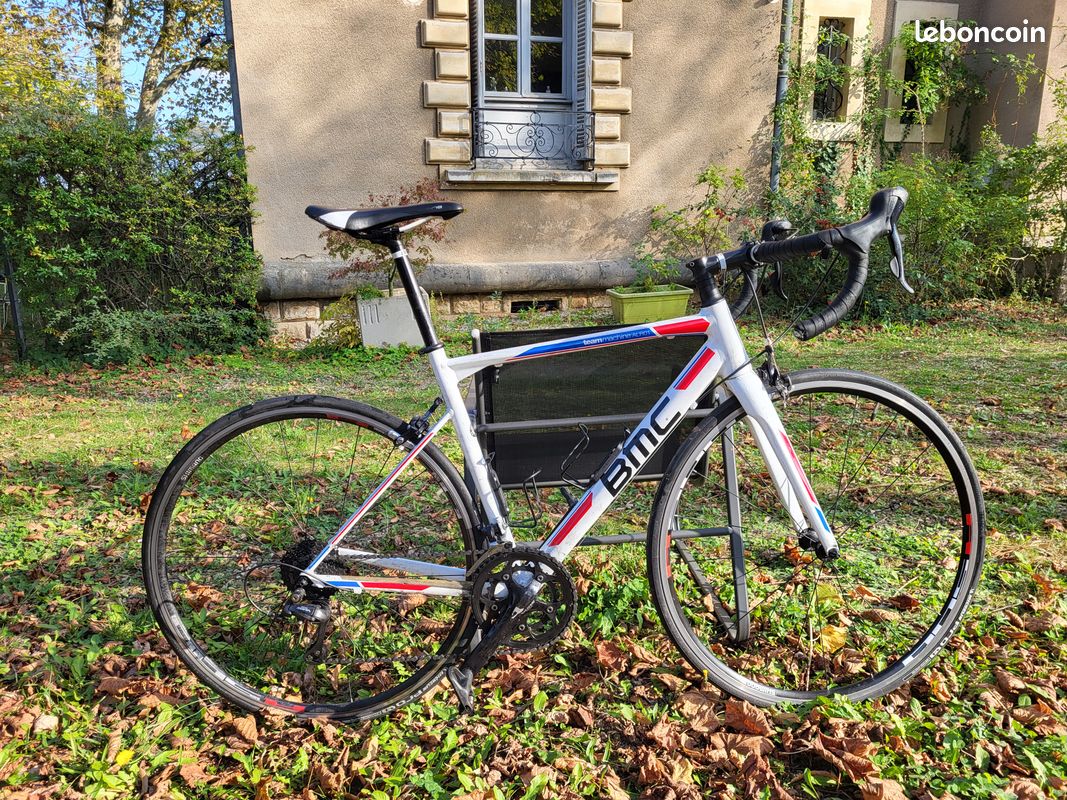 Vends BMC Teammachine ALRO1 Sora Vélos