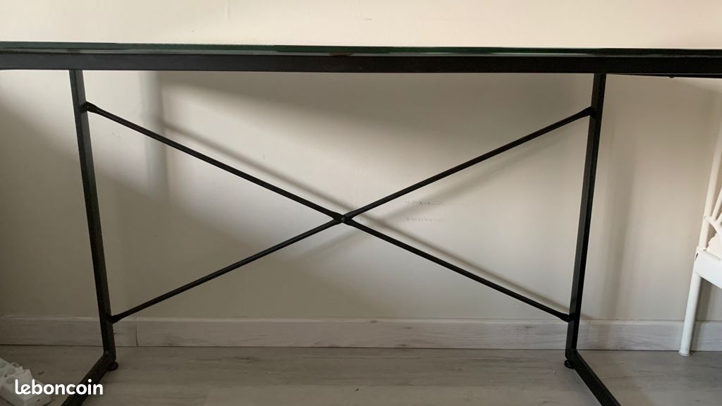 Bureau et chaise (image 3)