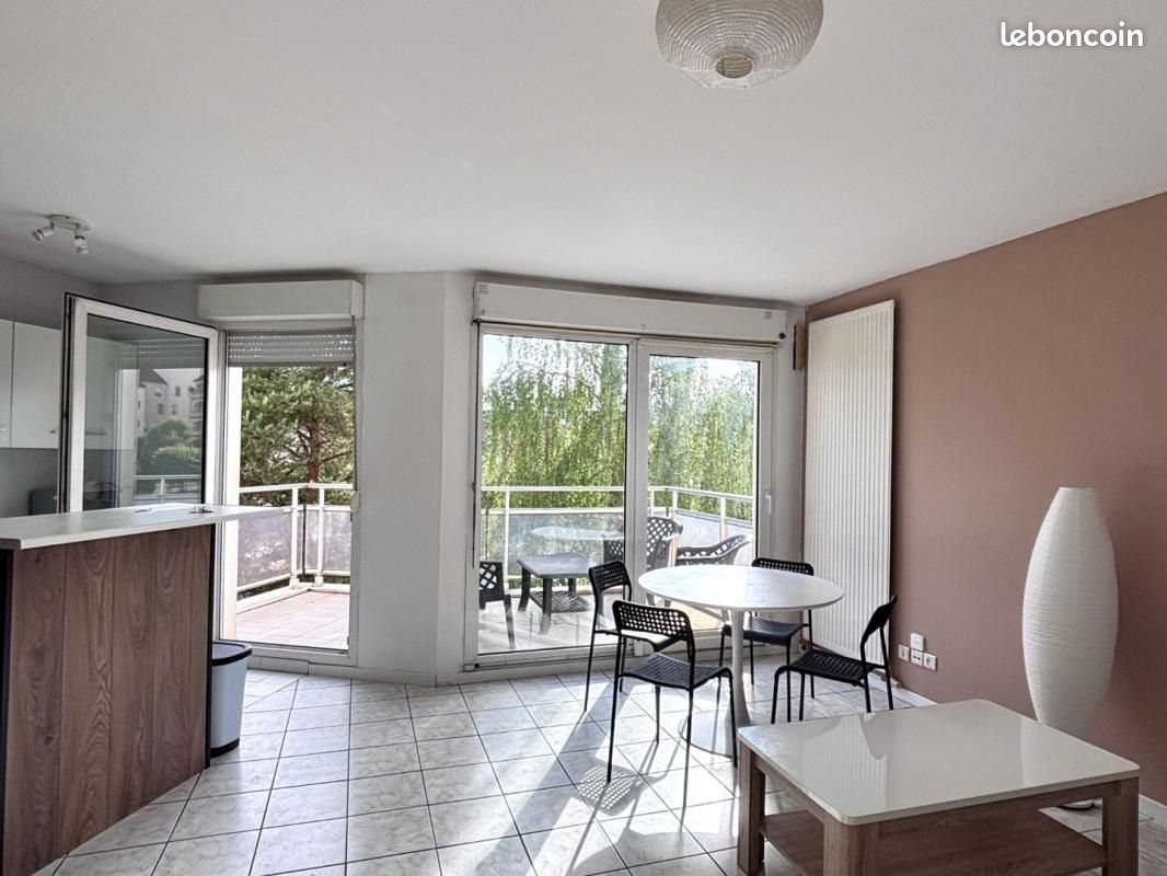 Appartement 1 pièce 35 m² · à Fontaine-lès-Dijon · 35 m² · 620 €