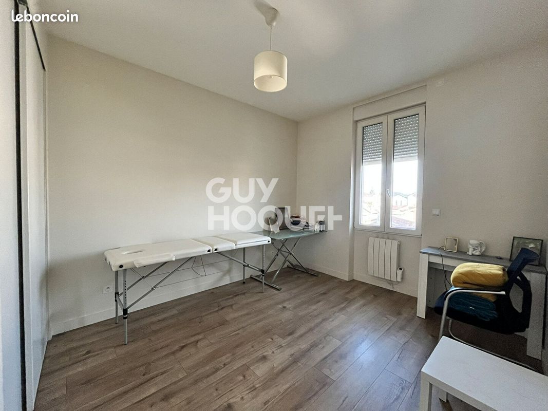 Appartement a louer decines-charpieu - 3 pièce(s) - 71 m2 - Surfyn