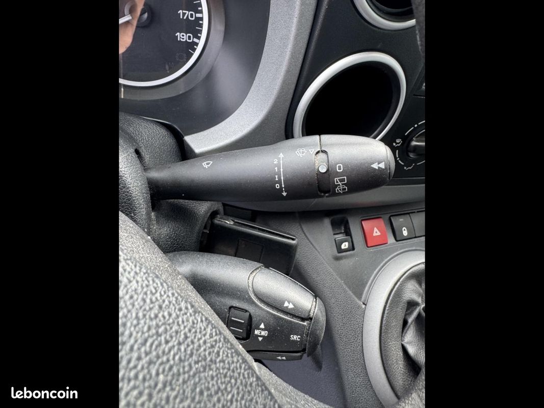 Citroen Berlingo BlueHDi 100ch XTR (image 21)