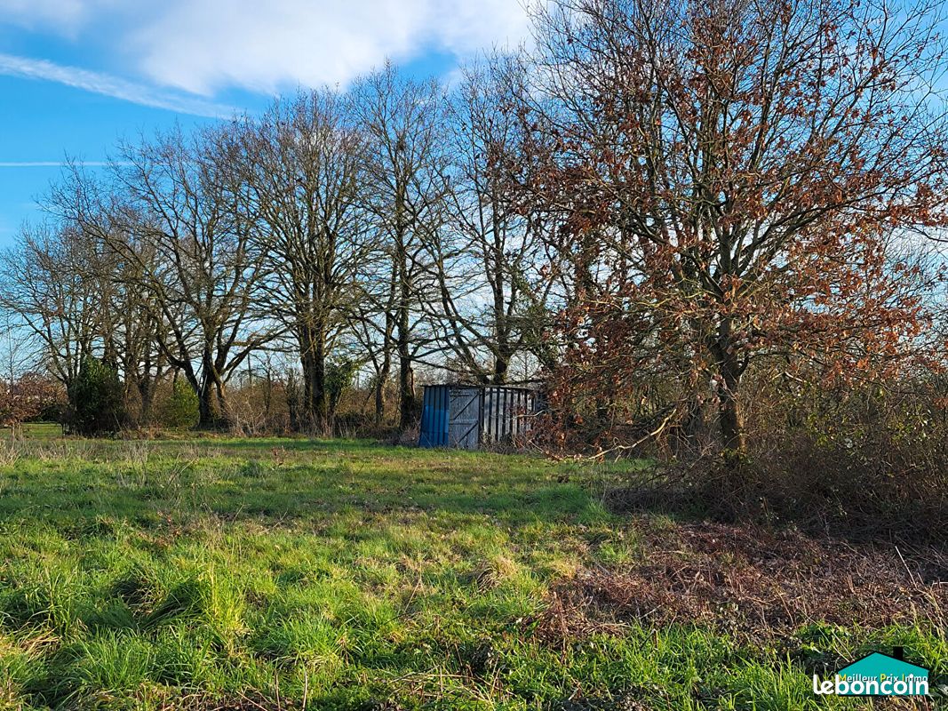 Terrain 1002 m² · à Saint-Étienne-de-Mer-Morte · 1 002 m² · 86 800 €