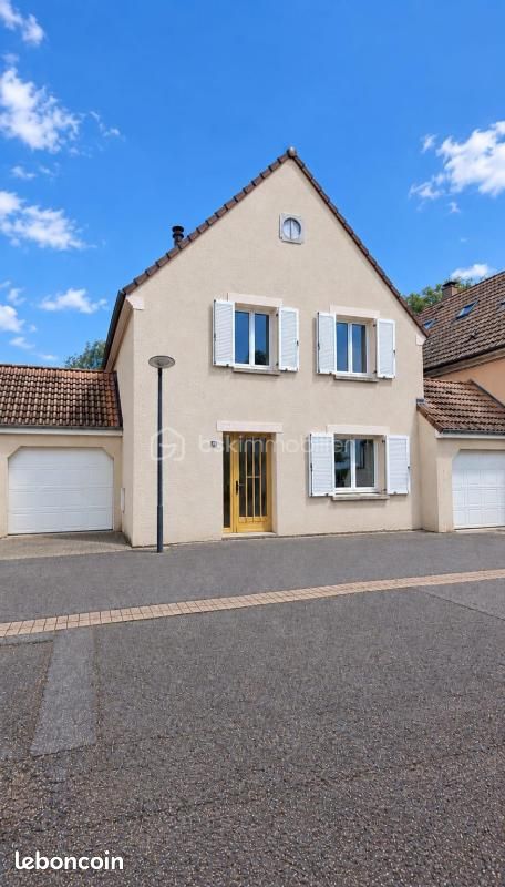 Maison 6 pièces 112 m² · à Lisses · 112 m² · 312 000 €