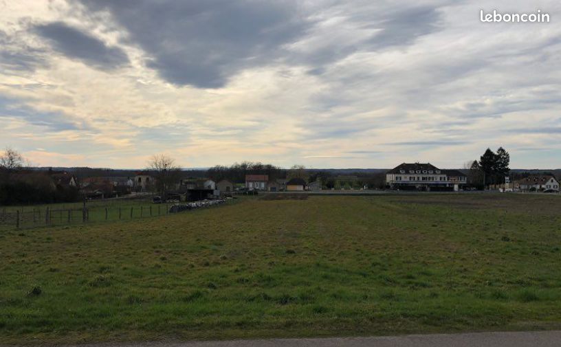Maison 5 pièces 145 m² · à Saint-Loup · 145 m² · 258 000 €
