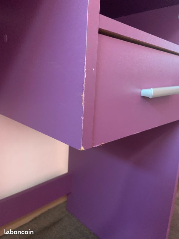 Bureau (image 1)