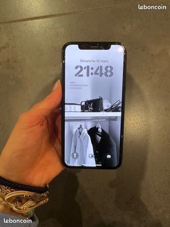 IPhone 11 Pro (image 4)