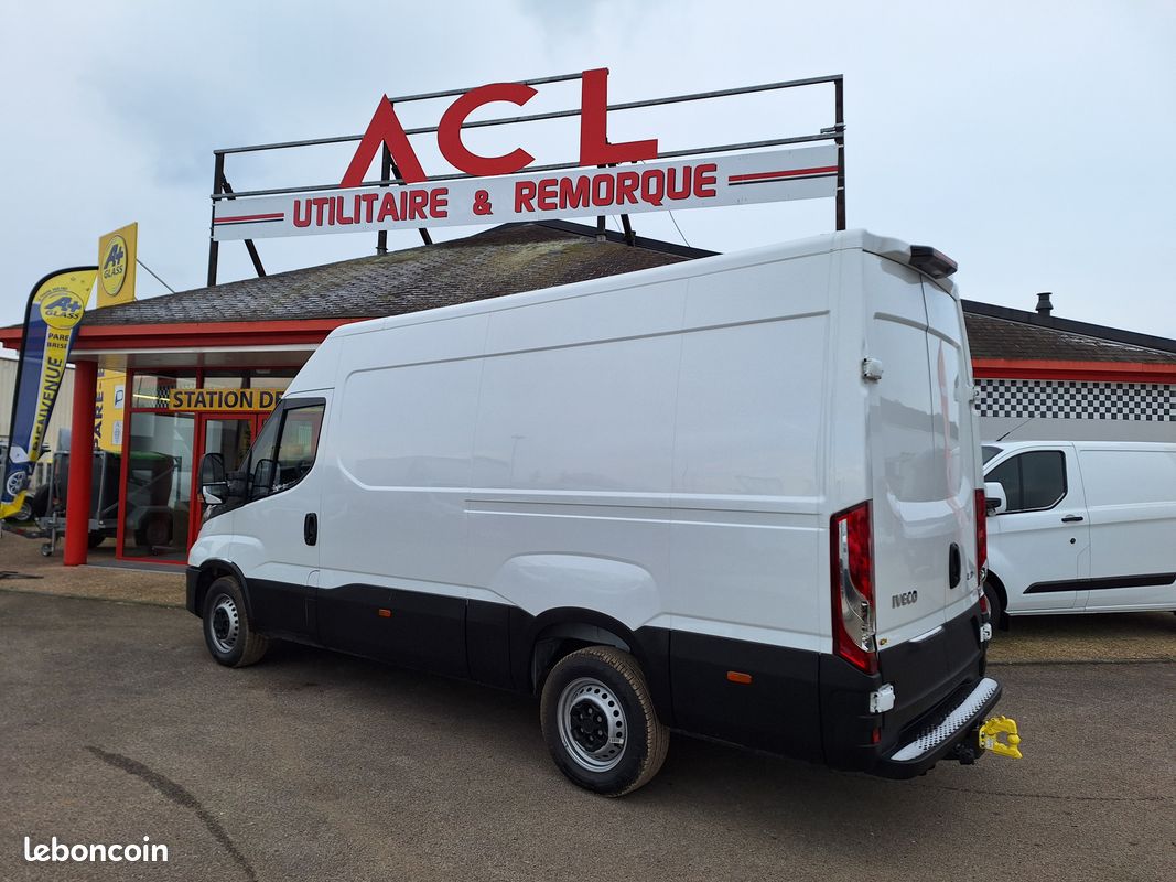 Iveco Daily fourgon 35S16V12 160ch BVM6 Pack Evolution 37700 ht (image 5)