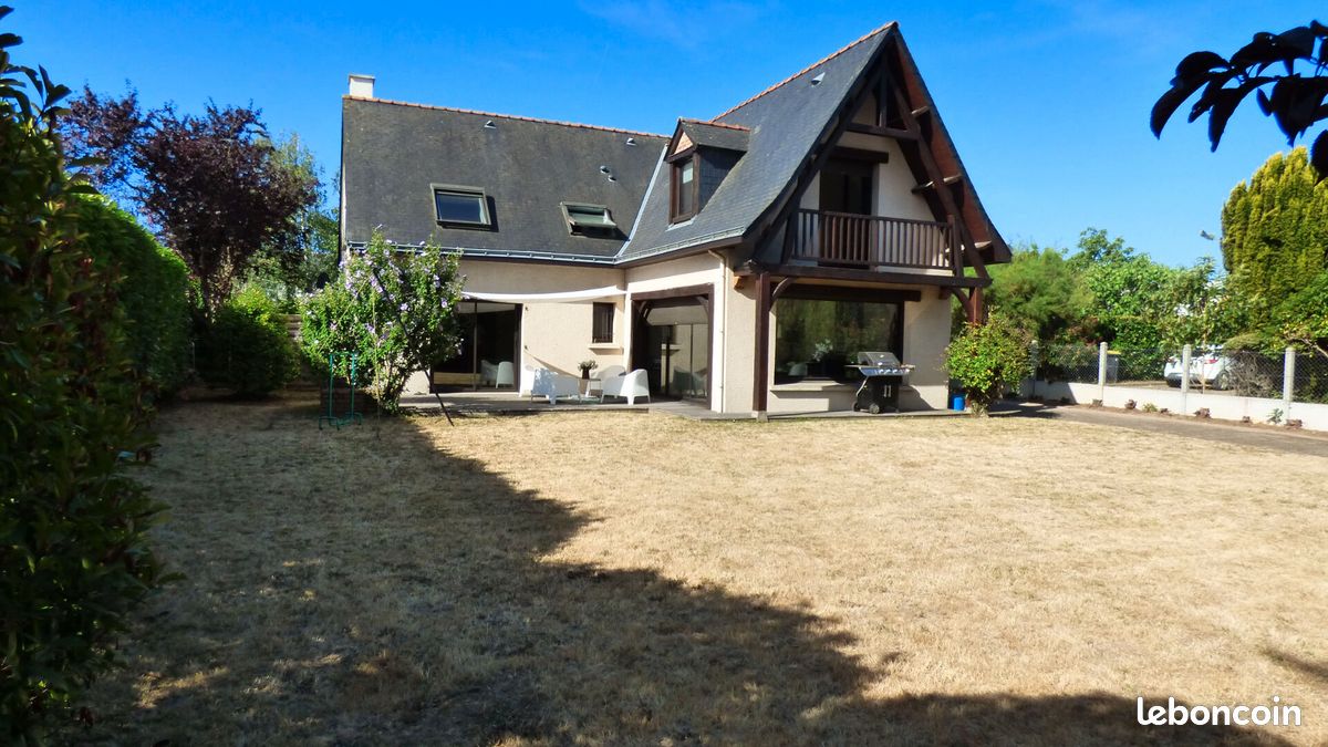 Maison 12 pièces 167 m² · à Angers · 167 m² · 495 330 €