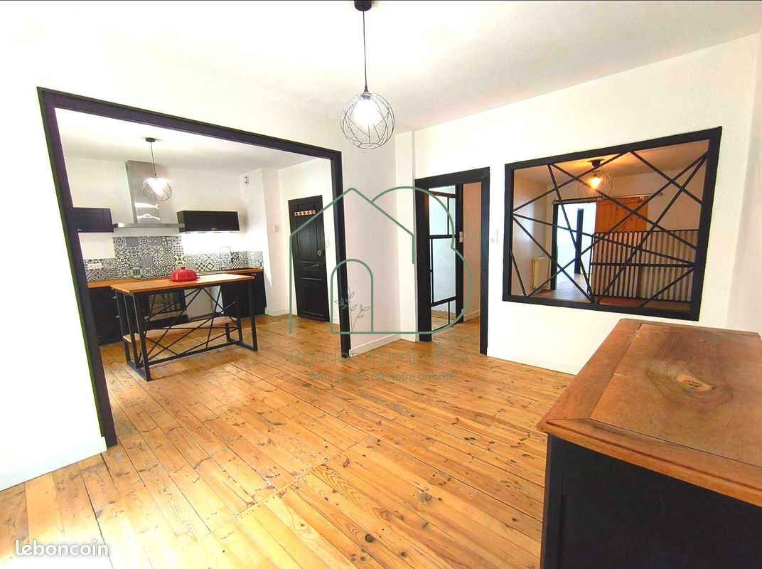 Immeuble 180 m² · à Aubin · 180 m² · 70 000 €