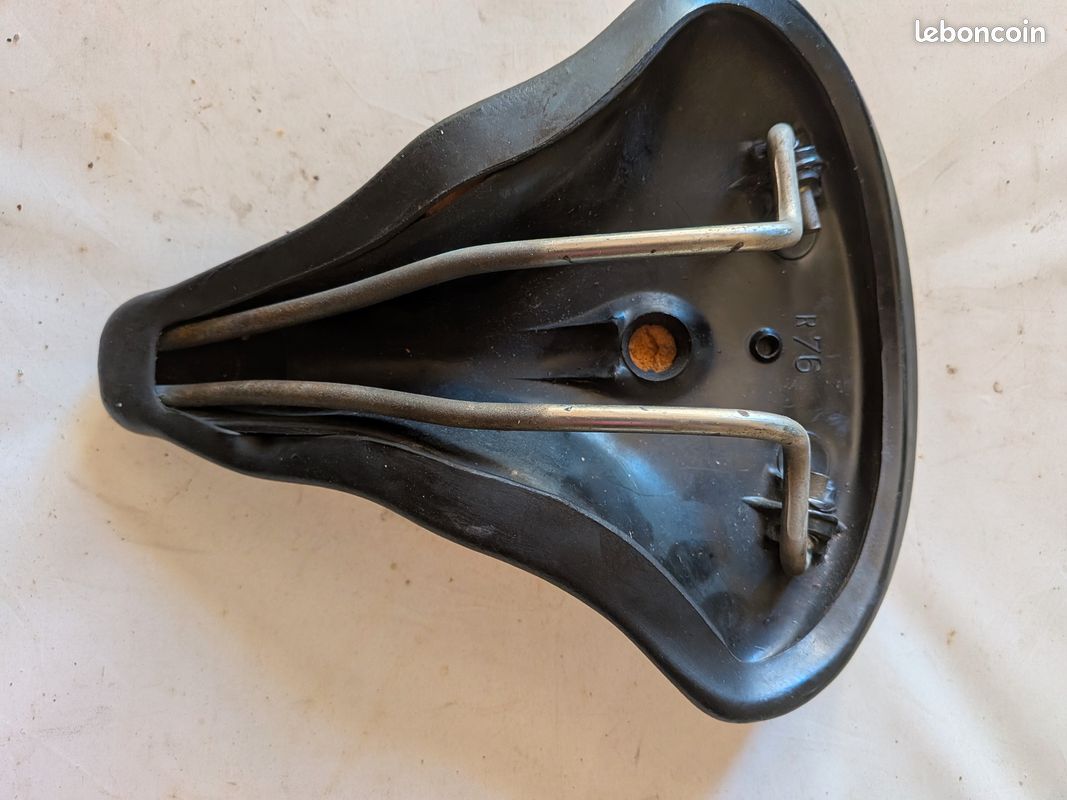 Selle de vélo ville ancien vintage PEUGEOT (image 3)