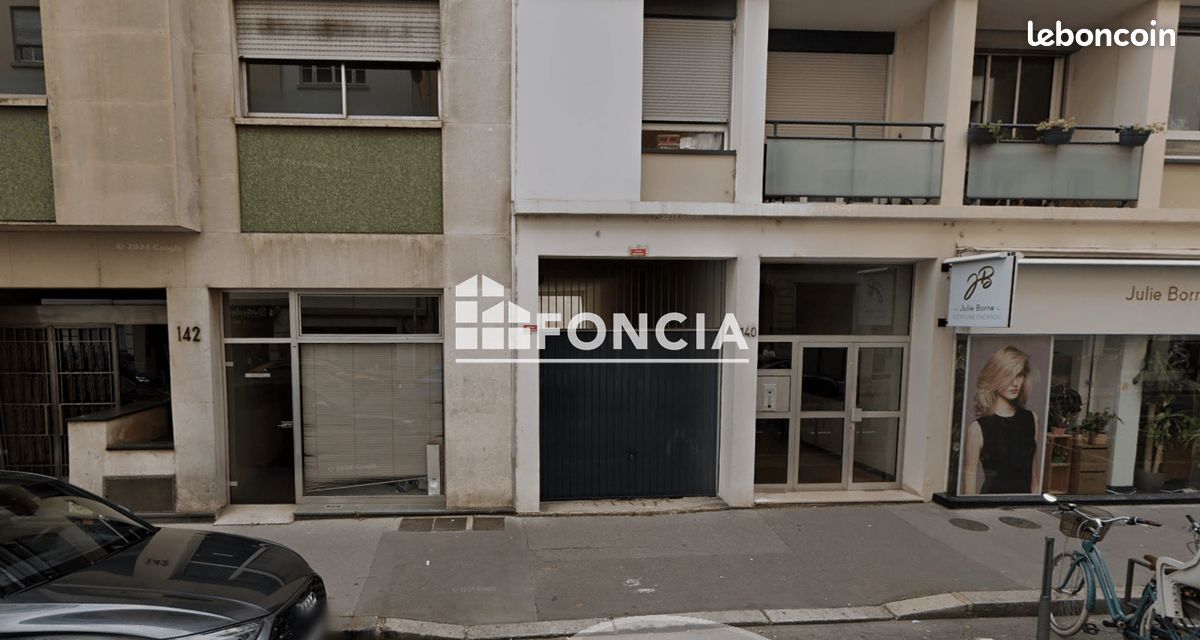 Parking · à Lyon · 95 €/mois