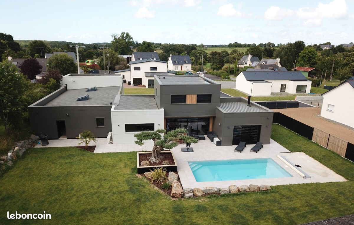 Maison 5 pièces 200 m² · à Maen Roch · 200 m² · 679 000 €