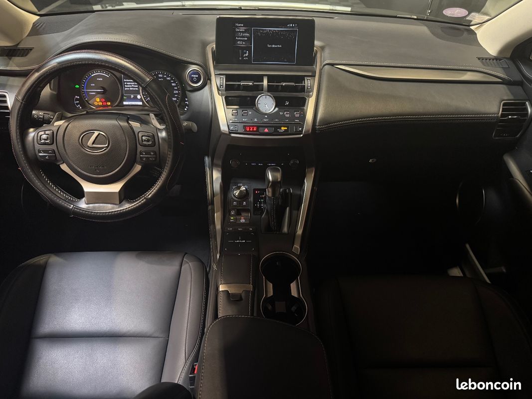 LEXUS NX MY21 300h 2WD Design Hybride (60 500 km - État irréprochable) (image 14)