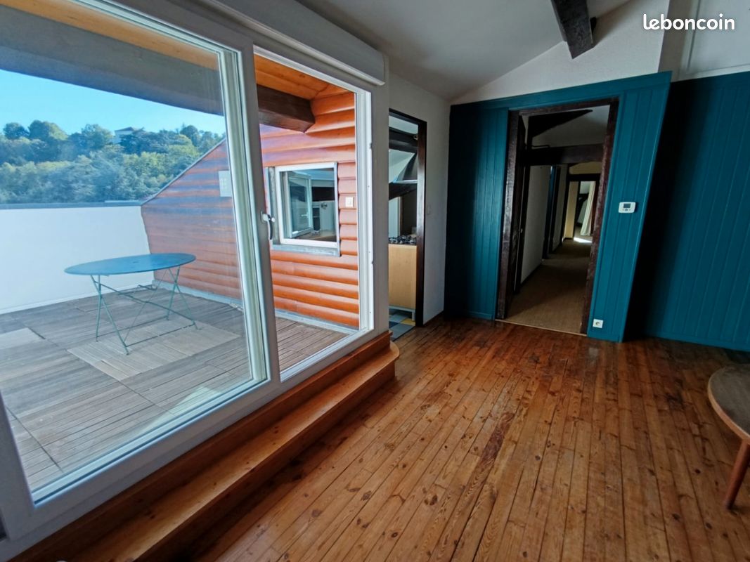Appartement 4 pièces 88 m² · à Saint-Étienne · 88 m² · 999 €/mois