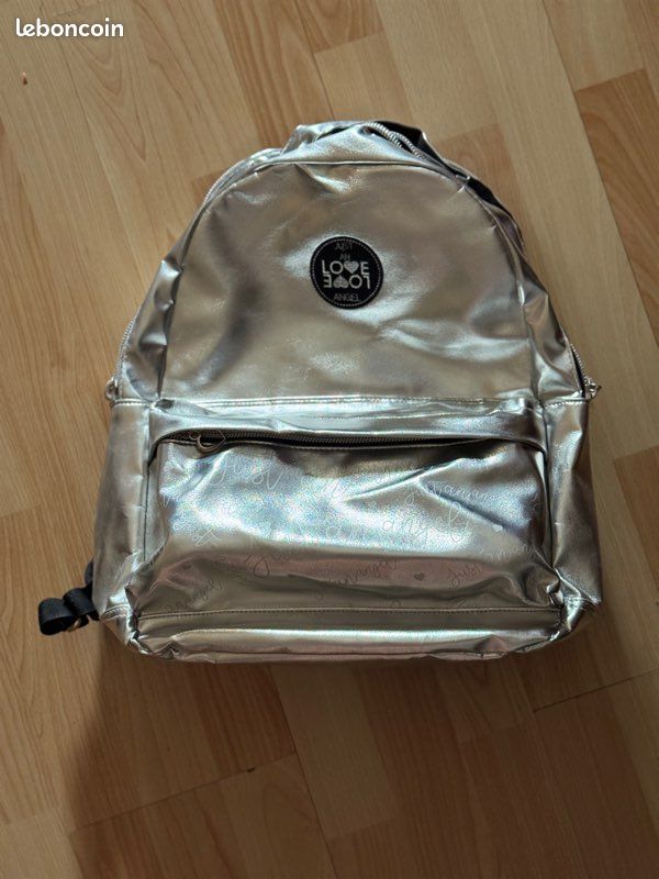 Sac à dos argenté + trousse assortie – Prêt pour une rentrée 2026 pleine de style (image 5)