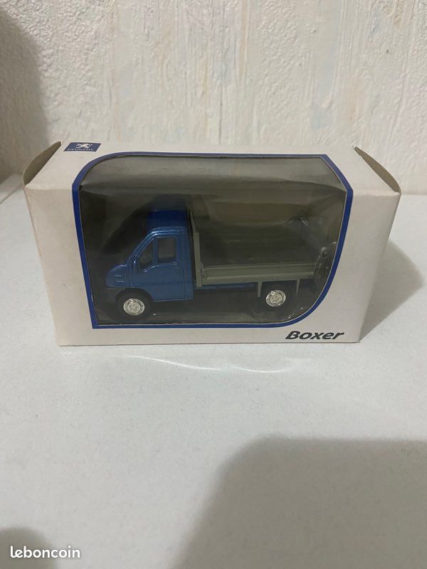 Peugeot Boxer Garage Degout - Porte-auto NOREV 1/43 (Blanc, Zamak, Occasion En Boîte)