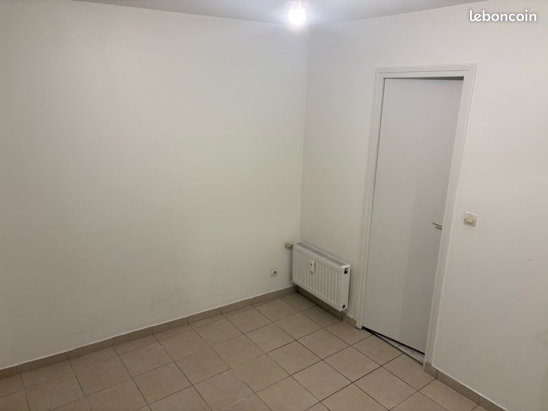 Appartement a louer chalons-en-champagne - 2 pièce(s) - 49 m2 - Surfyn