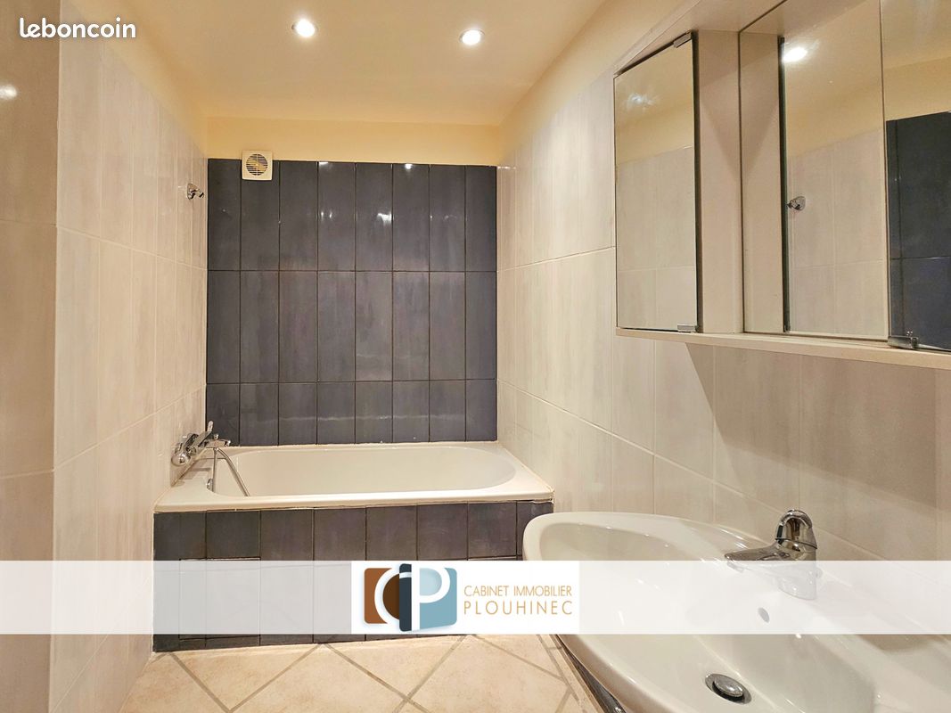 Propriété 7 pièces 216 m² (image 13)
