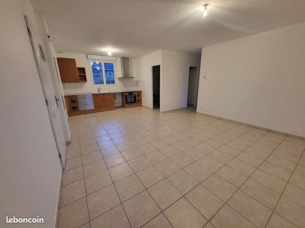 Appartement 2 pièces 53 m² · à Communay · 53 m² · 725 €/mois