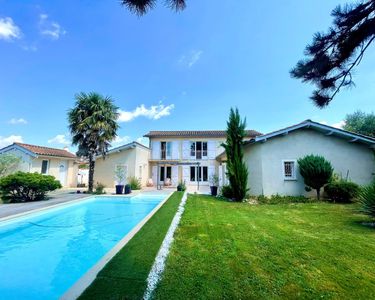 Maison 599 000 € - 203 m²