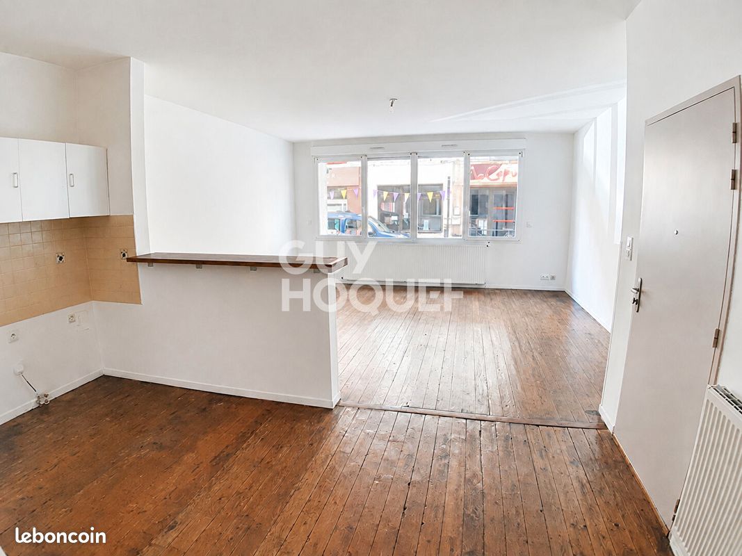 Appartement 3 pièces 84 m² · à Vals-les-Bains · 84 m² · 75 000 €
