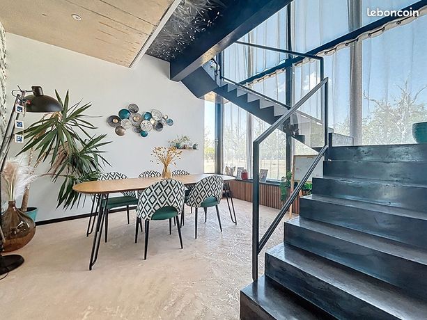 Villa 6 pièces 217 m²