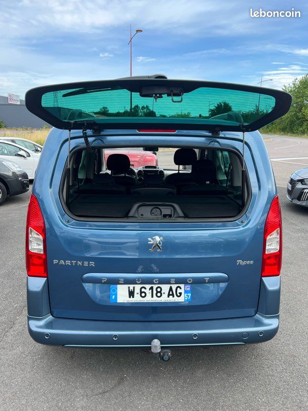 PEUGEOT PARTNER TEPEE FAMILIALE 1.6 HDI 110ch (image 4)