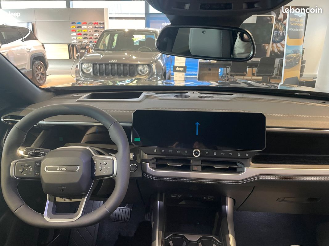 Nouveau Jeep Compass 1.2 Turbo T3 145ch e-Hybrid First Edition BVR6 (image 3)