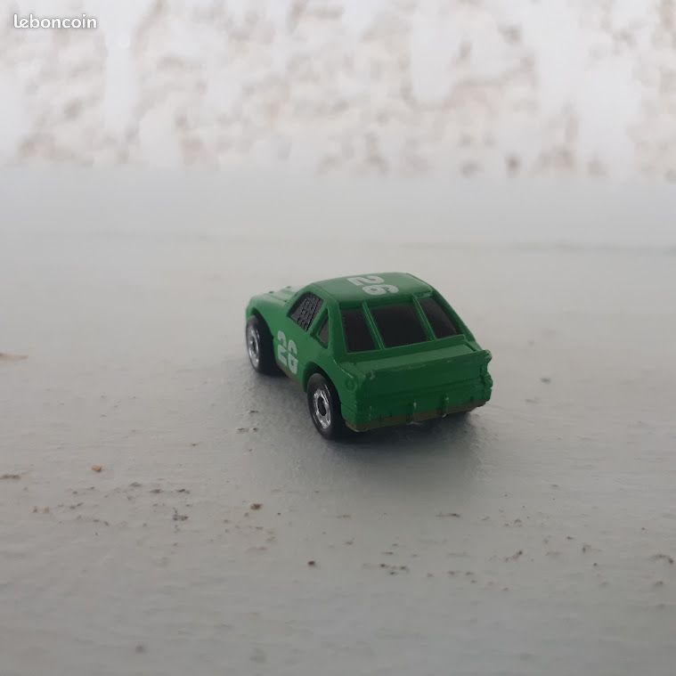 Micro Machines Ford thunderbird QUAKER STATE 26 Nascar (image 10)