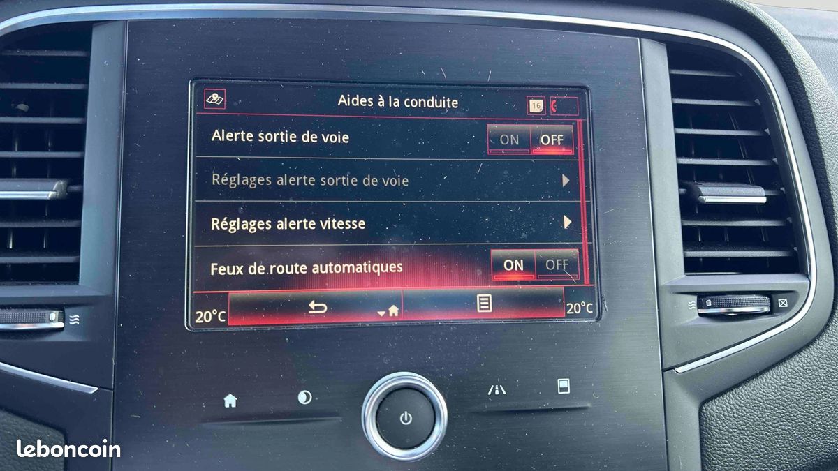 RENAULT Mégane IV Berline Blue dCi 115 Business (image 15)