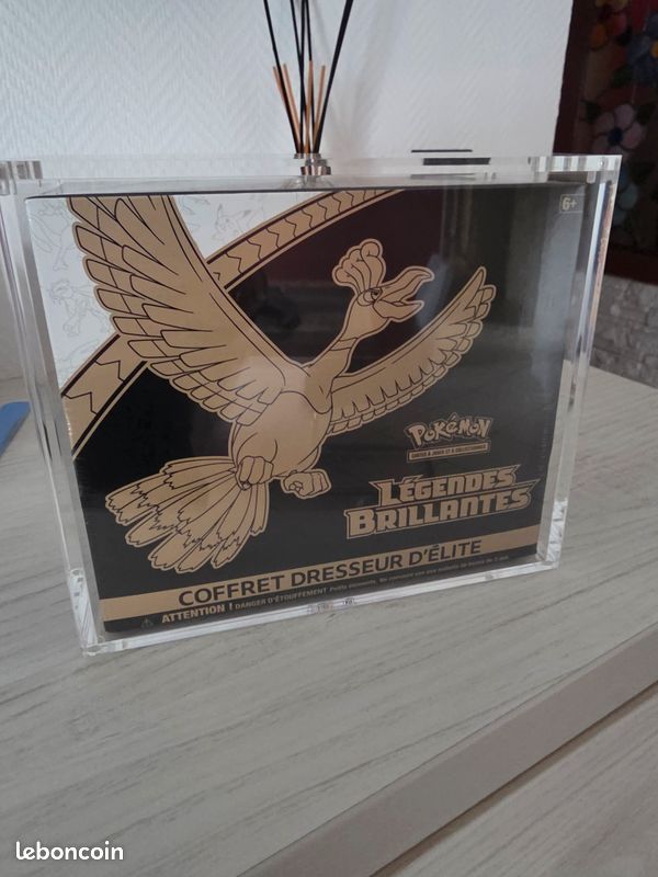 Coffret Pokémon LÉGENDE brillante (image 1)