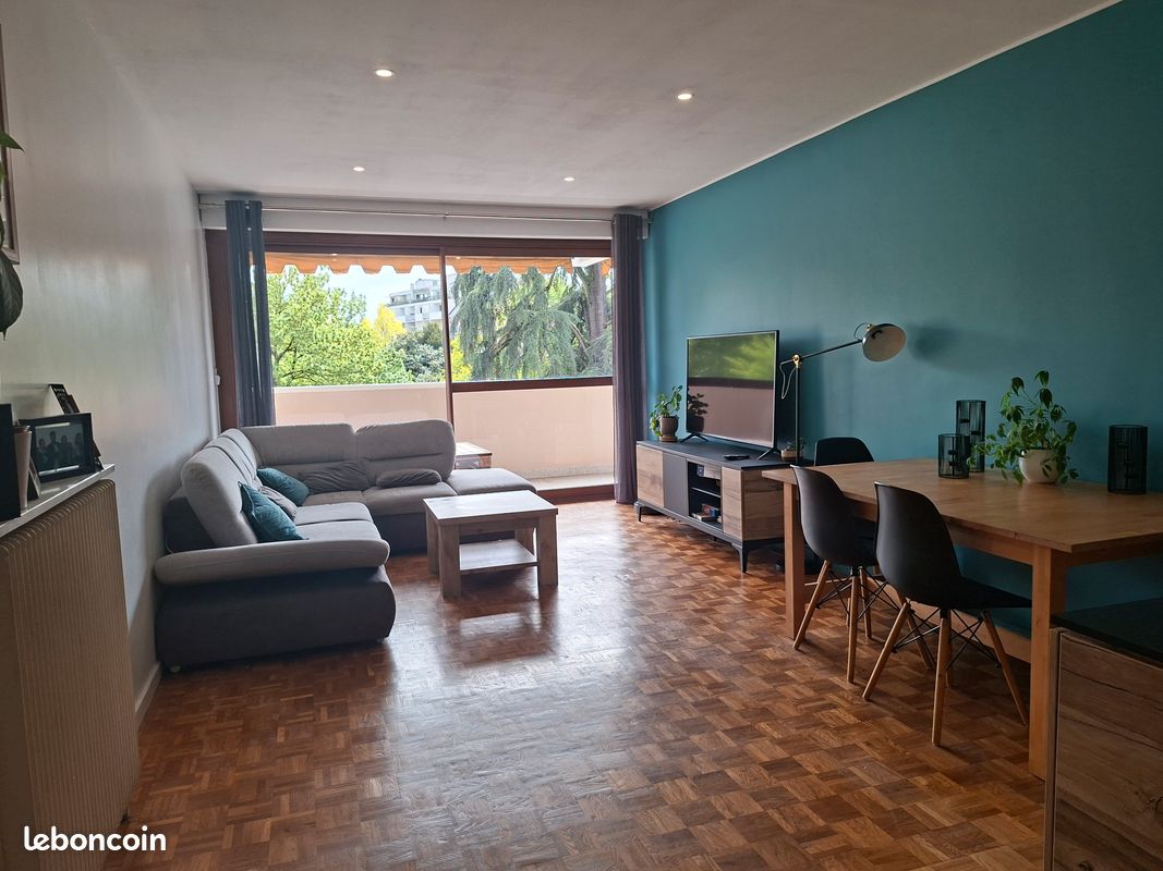 Appartement 4 pièces 90 m² · à Pau · 90 m² · 187 000 €
